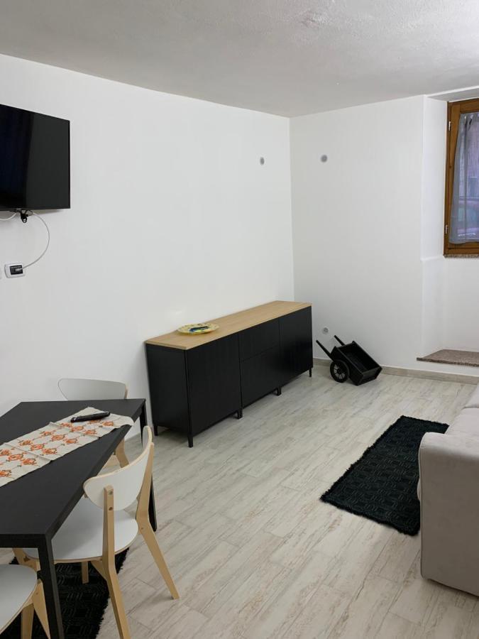 דירות איגלסיאס Casa Sette Settembre מראה חיצוני תמונה